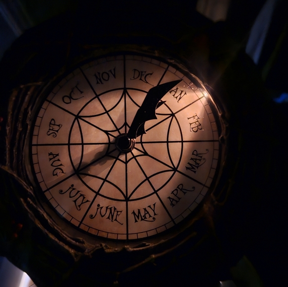 Nightmare Before Christmas Light Up Desk Clock - Picture 6 of 7